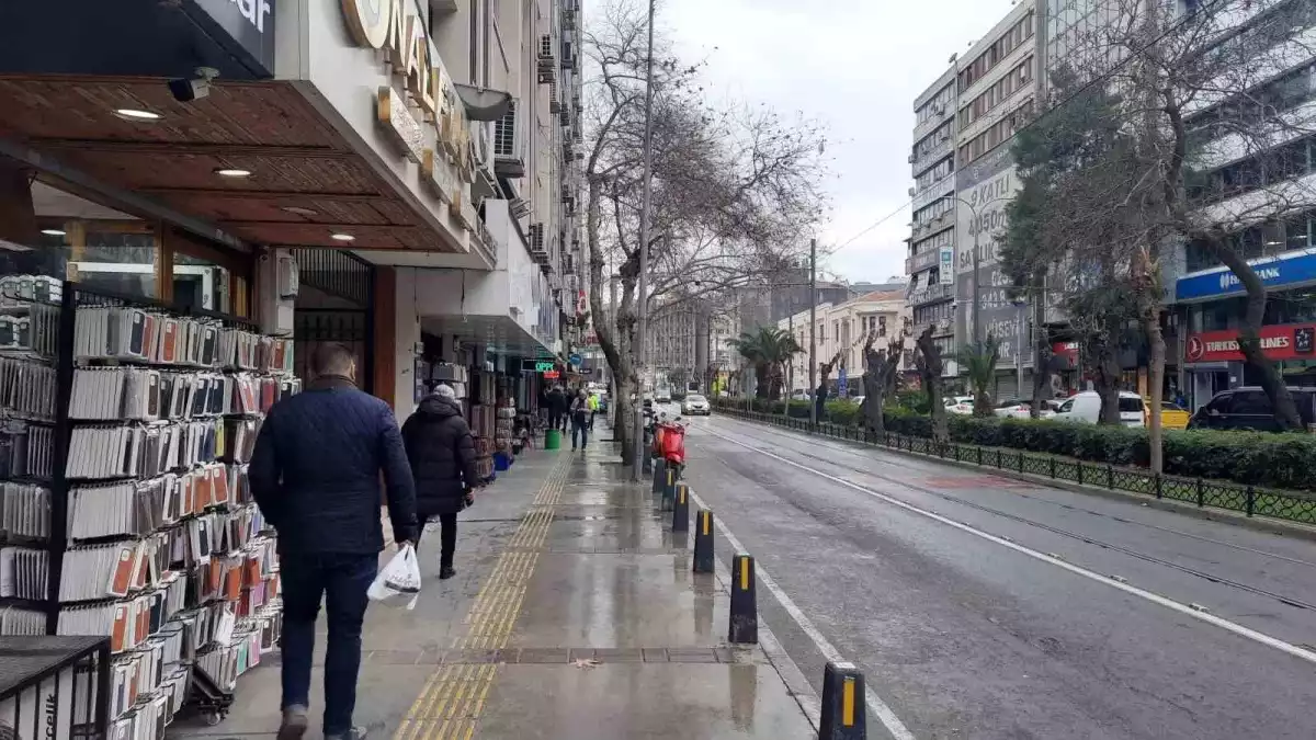 Ege’de Deprem Fırtınası: 5,2 Büyüklüğünde Sarsıntı!