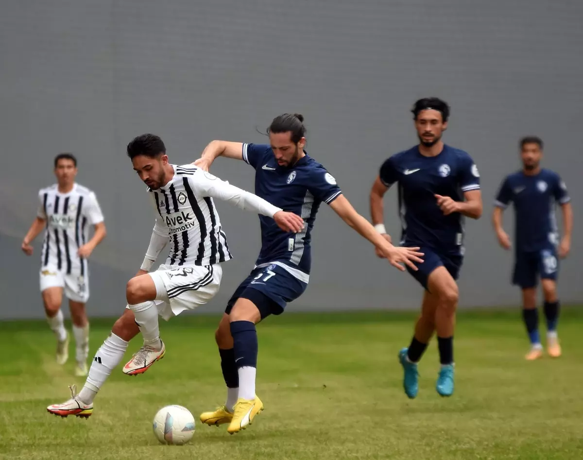 Onur Efe, Altay’da Kalmak İçin Masaya Oturuyor