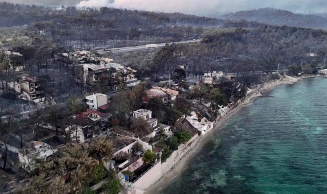 Çanakkale’de Yangın, Villaları Küle Çeviriyor!