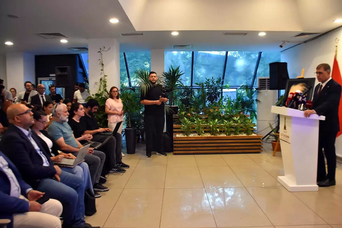 İzmir’deki Çöp Sorunu ve Harmandalı Tartışması