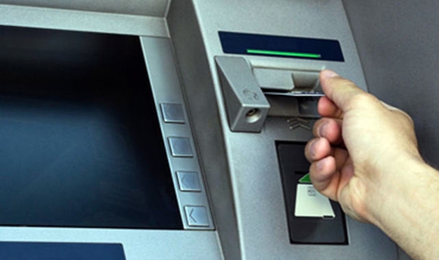 ATM Tahribatı: 52 Kart İçinde Mahsur Kaldı!