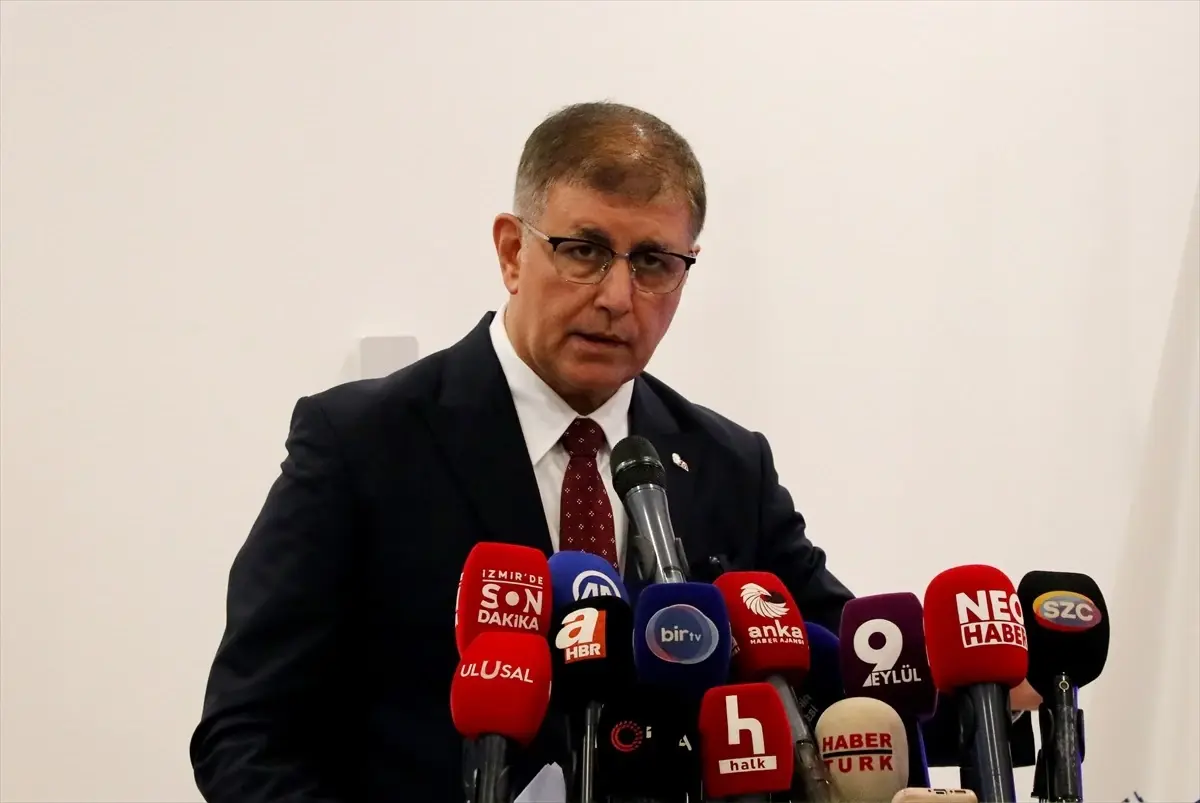 İzmir’de Çöp Sorunu ve Kooperatif Davası Tartışılıyor!