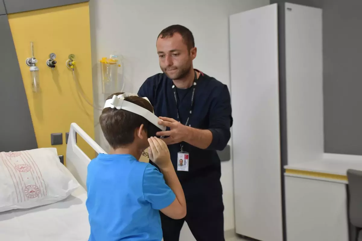 İzmir Hastanesi’nde Sanal Gerçeklikle Ameliyat Stresi Azaltılıyor