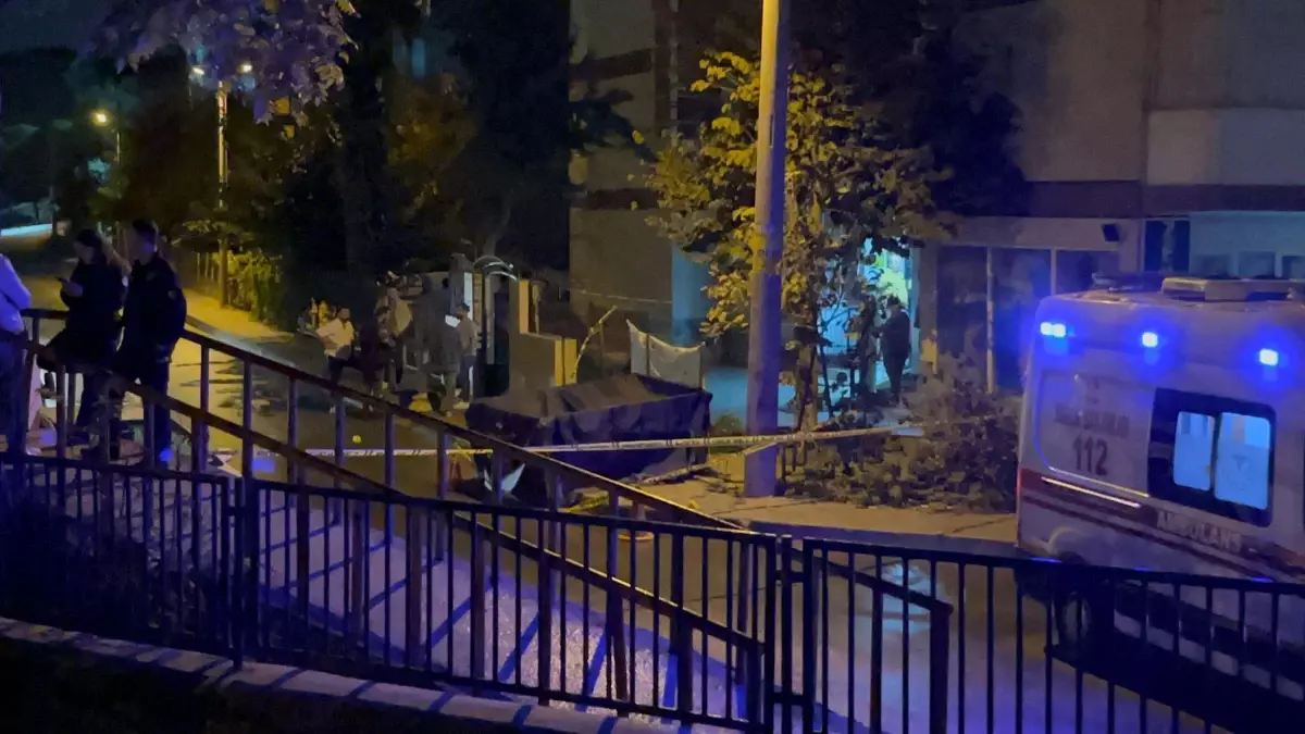 İzmir’de Bıçaklı Kavga: 1 Ölü, 1 Tutuklama!