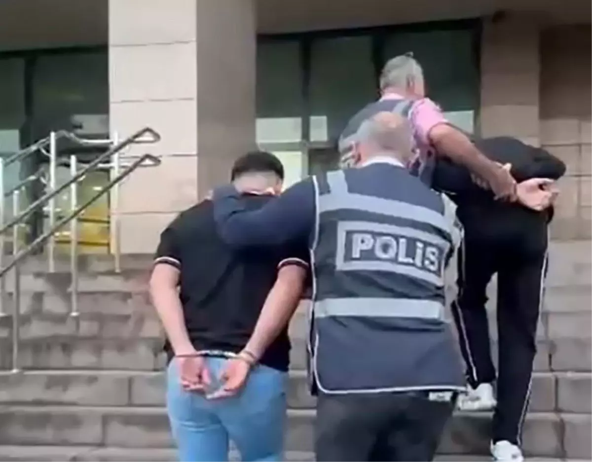 Cezaevinden Çıkan Hırsızlar İzmir’de Yakalandı!