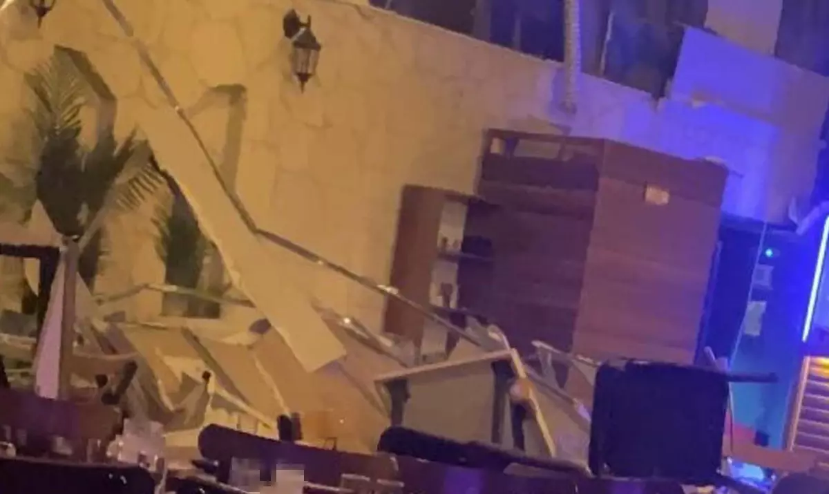 İzmir’de Eğlence Mekanında Dekor Devrildi: 6 Yaralı!