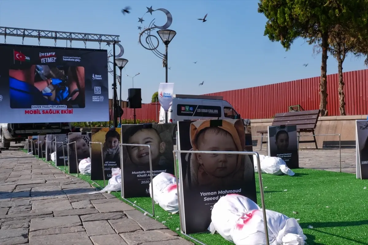 İzmir’de Gazze İçin Duygu Dolu Etkinlik