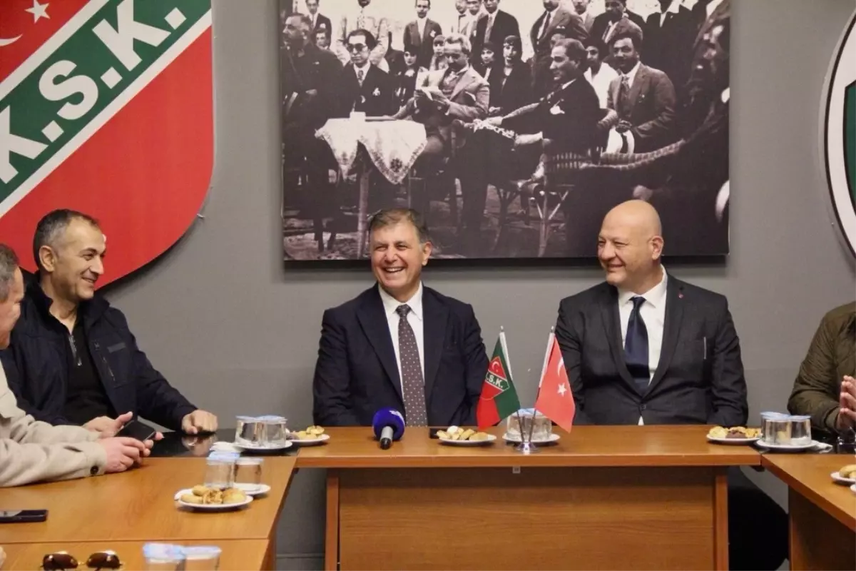 İzmir’de Spor Kulüplerine Yeni Destekler Geliyor!