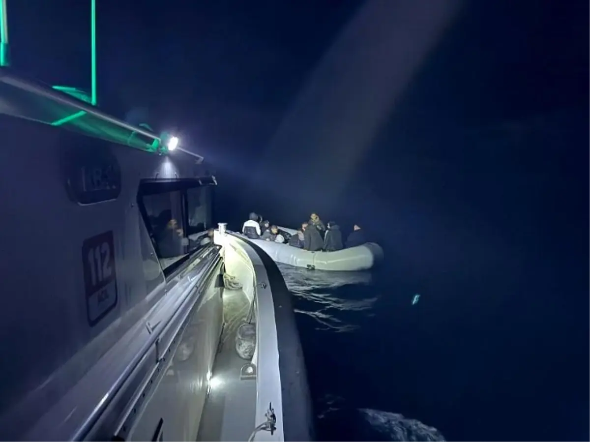 İzmir’de 120 Düzensiz Göçmen Kurtarıldı!