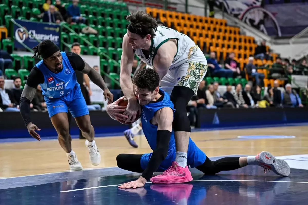 Aliağa, Fenerbahçe’yi Evinde Ağırlıyor!