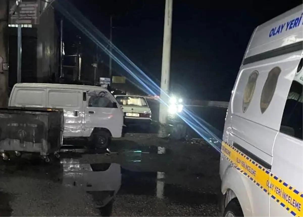 Karanlıkta Feci Kaza: 52 Yaşındaki Kadın Hayatını Kaybetti