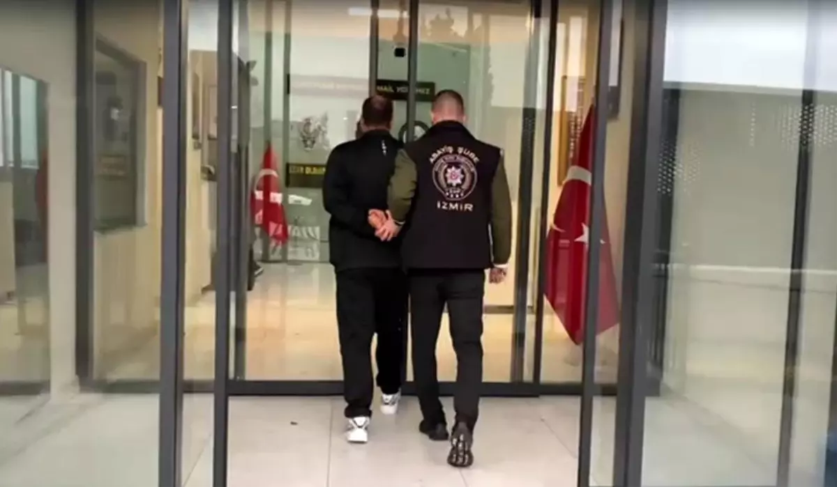 İzmir’de 27 Yıl Hapis Cezalı Şahıs Yakalandı!