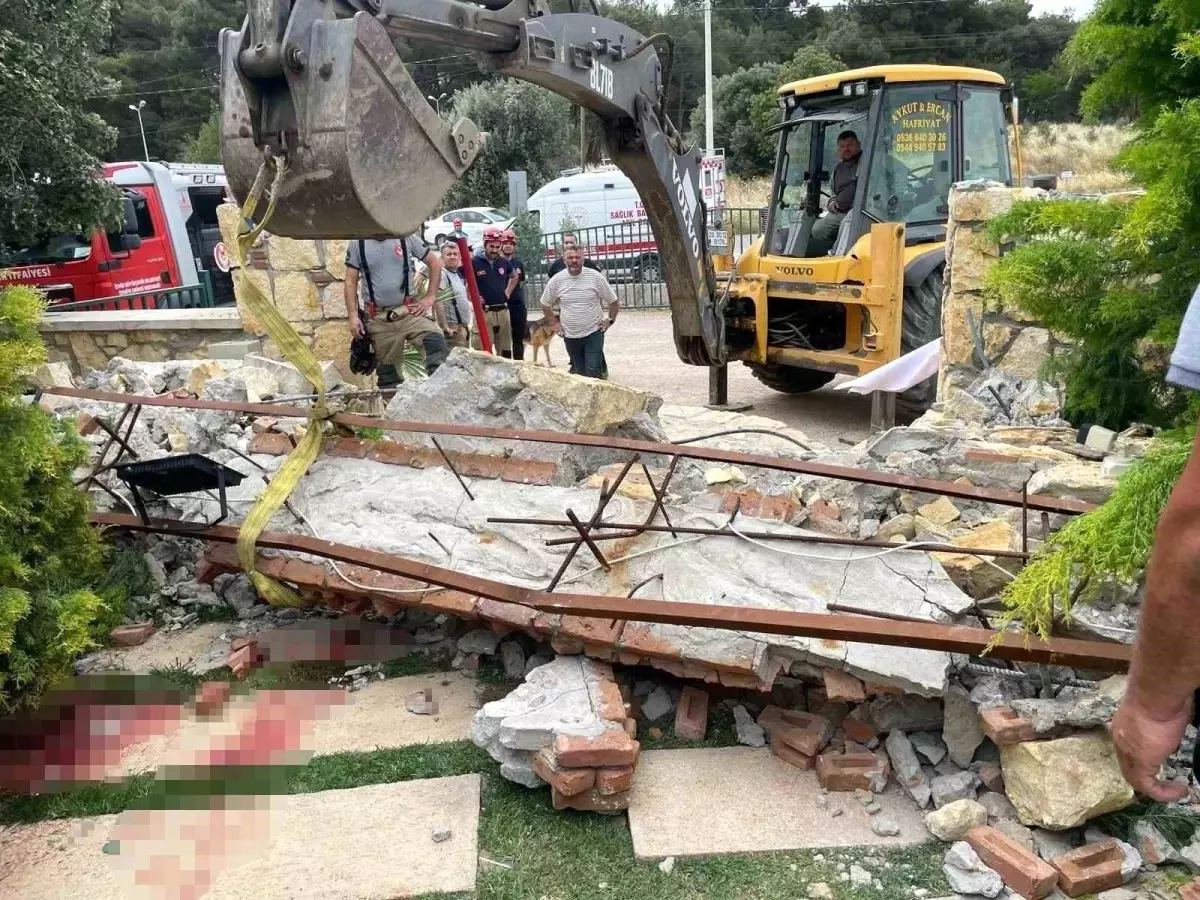 Dekoratif Kemer Faciası: İki Doktor Hayatını Kaybetti