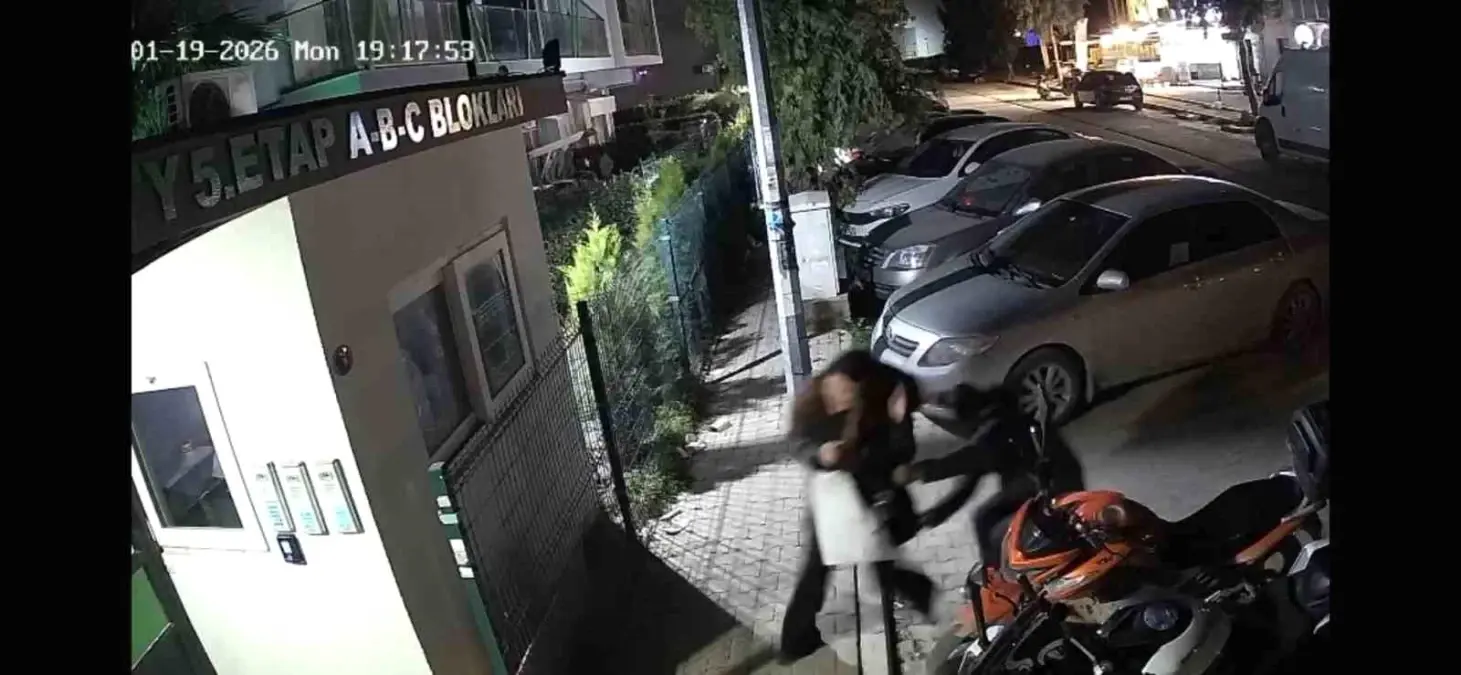 Silahlı Saldırıda Genç Kadın Hayatını Kaybetti