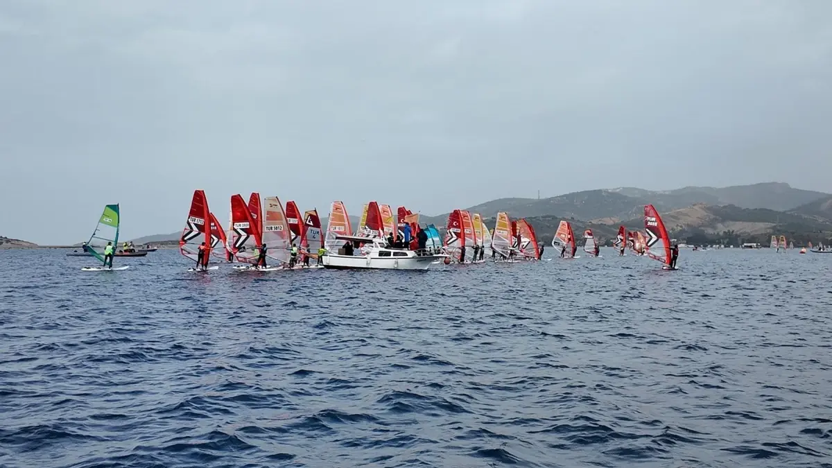 Foça’da Yelken Şampiyonası Rüzgarı Esti!