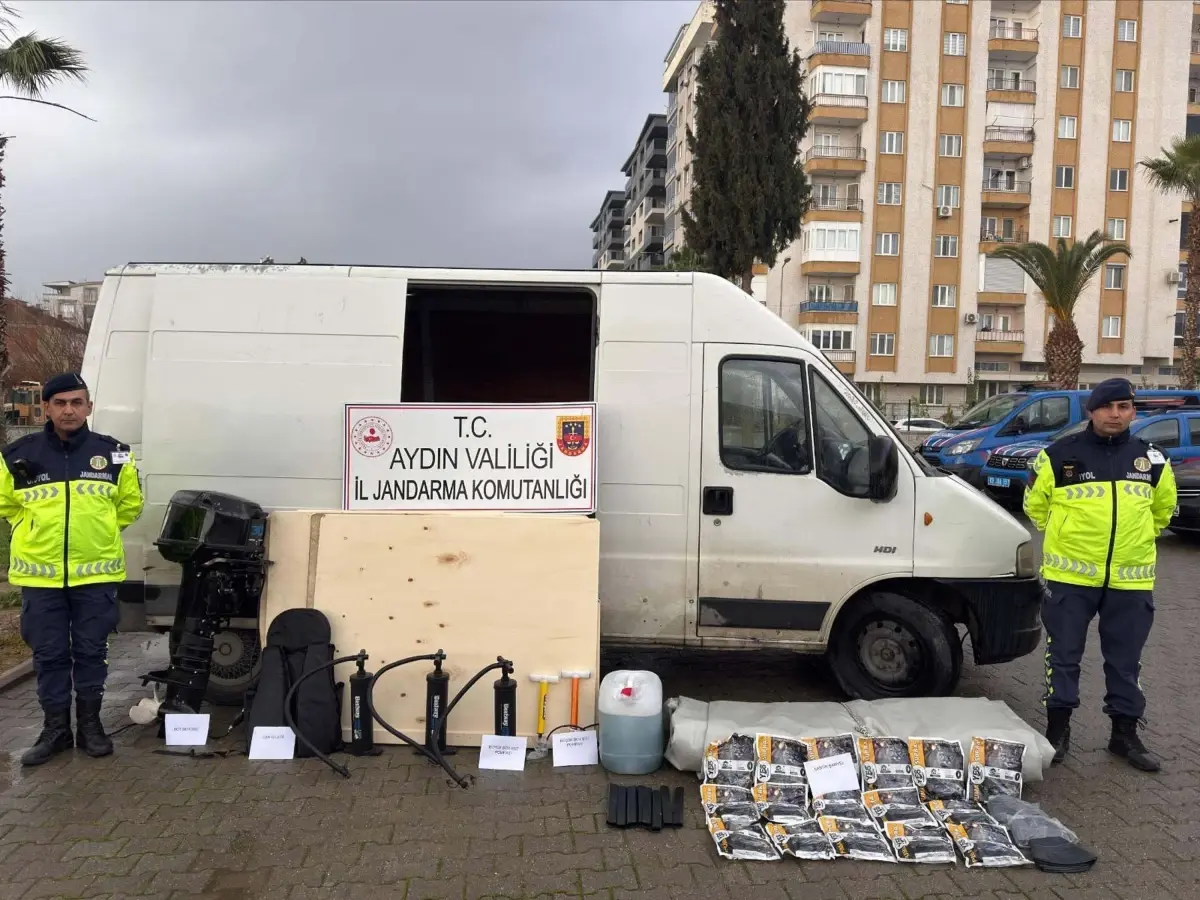Aydın’da 27 Kaçak Göçmen Minibüste Yakalandı!