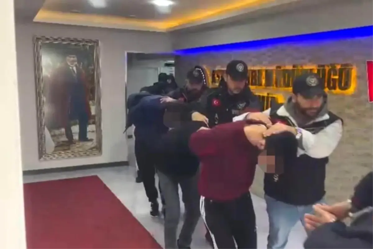 İzmir’de Hırsızlık Terkibinde Yaşlı Adam Cinayeti!