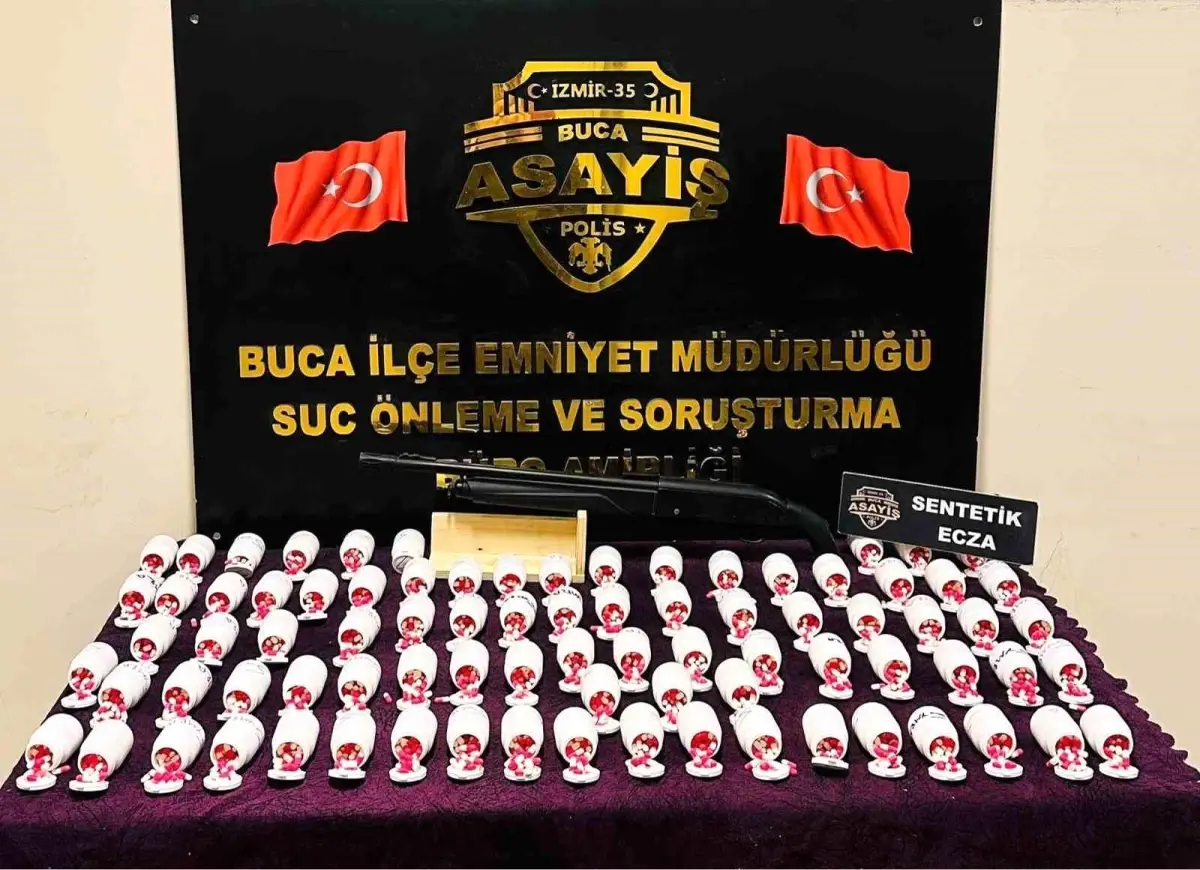 Buca’da Uyuşturucu Operasyonu: 5 Bin Hap Ele Geçirildi!