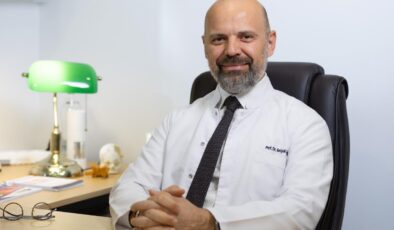 Uzun Süre Masa Başında Çalışmak Sağlığı Tehdit Ediyor