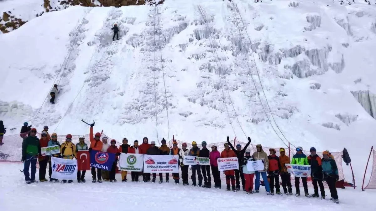 Palandöken’de Buz Tırmanışı Eğitimi Heyecanı!