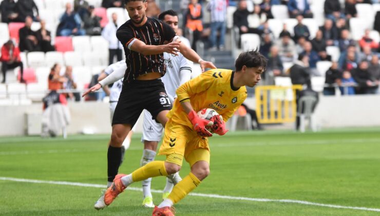 Altay Kalecisi Ulaş’ın Cesareti Dikkat Çekti!