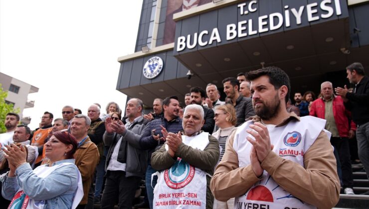 İzmir’de Memurlar Alacakları İçin İş Bıraktı!