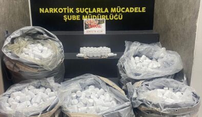 İzmir’de 156 Bin Uyuşturucu Hap Ele Geçirildi!