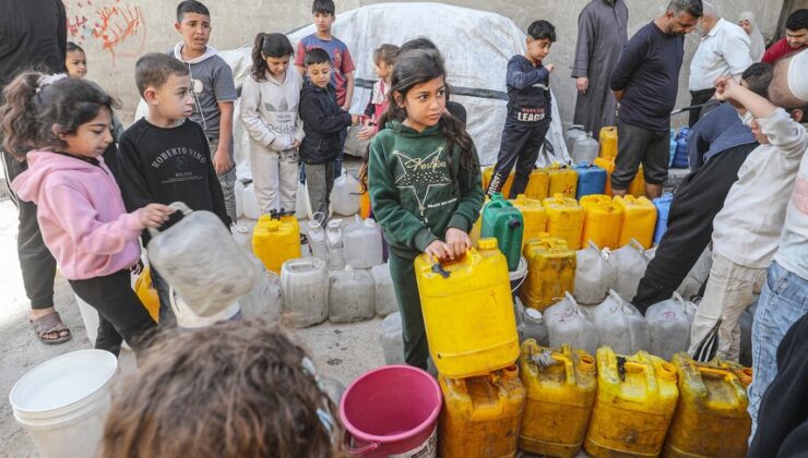 İsrail Gazze’de Su Engellemesiyle Soykırımı Hızlandırıyor